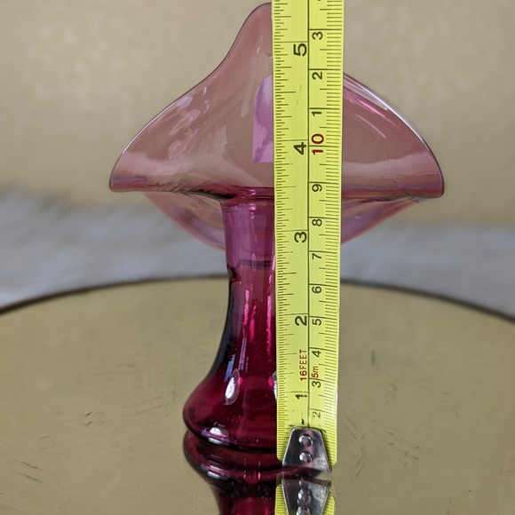 Pilgrim Cranberry Glass Art Glass Jack In The Pulpit Vase Candle Holder 5.5 in - Picture 3 of 5